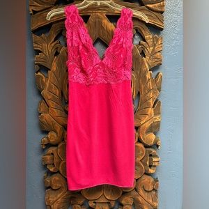 Natori Hot Pink Chemise